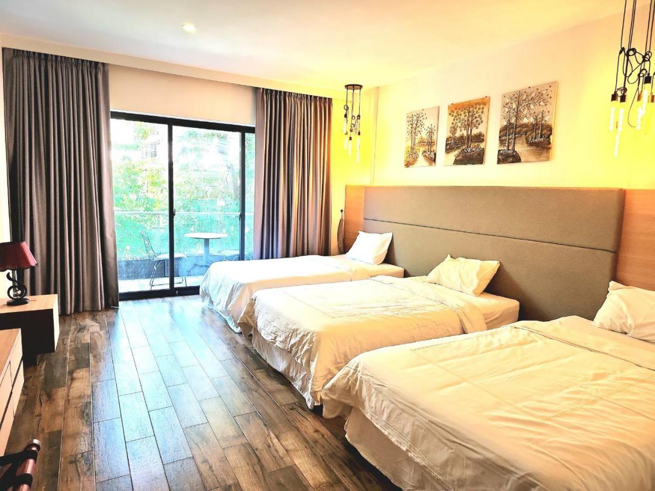 Chilchill Hotel Riverside 프놈펜 외부 사진
