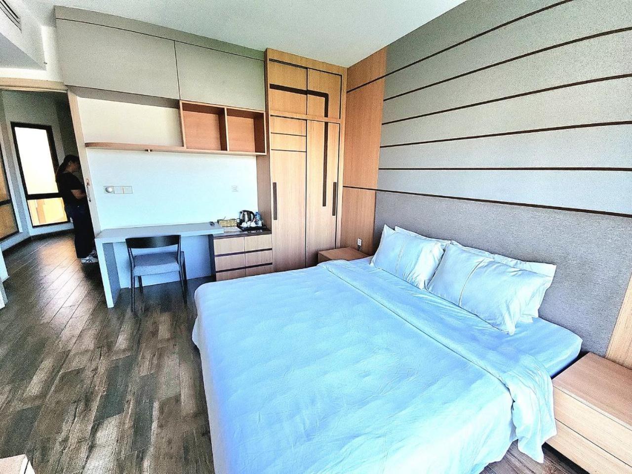 Chilchill Hotel Riverside 프놈펜 외부 사진