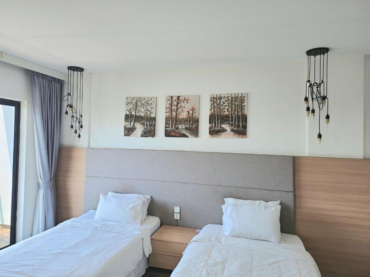 Chilchill Hotel Riverside 프놈펜 외부 사진