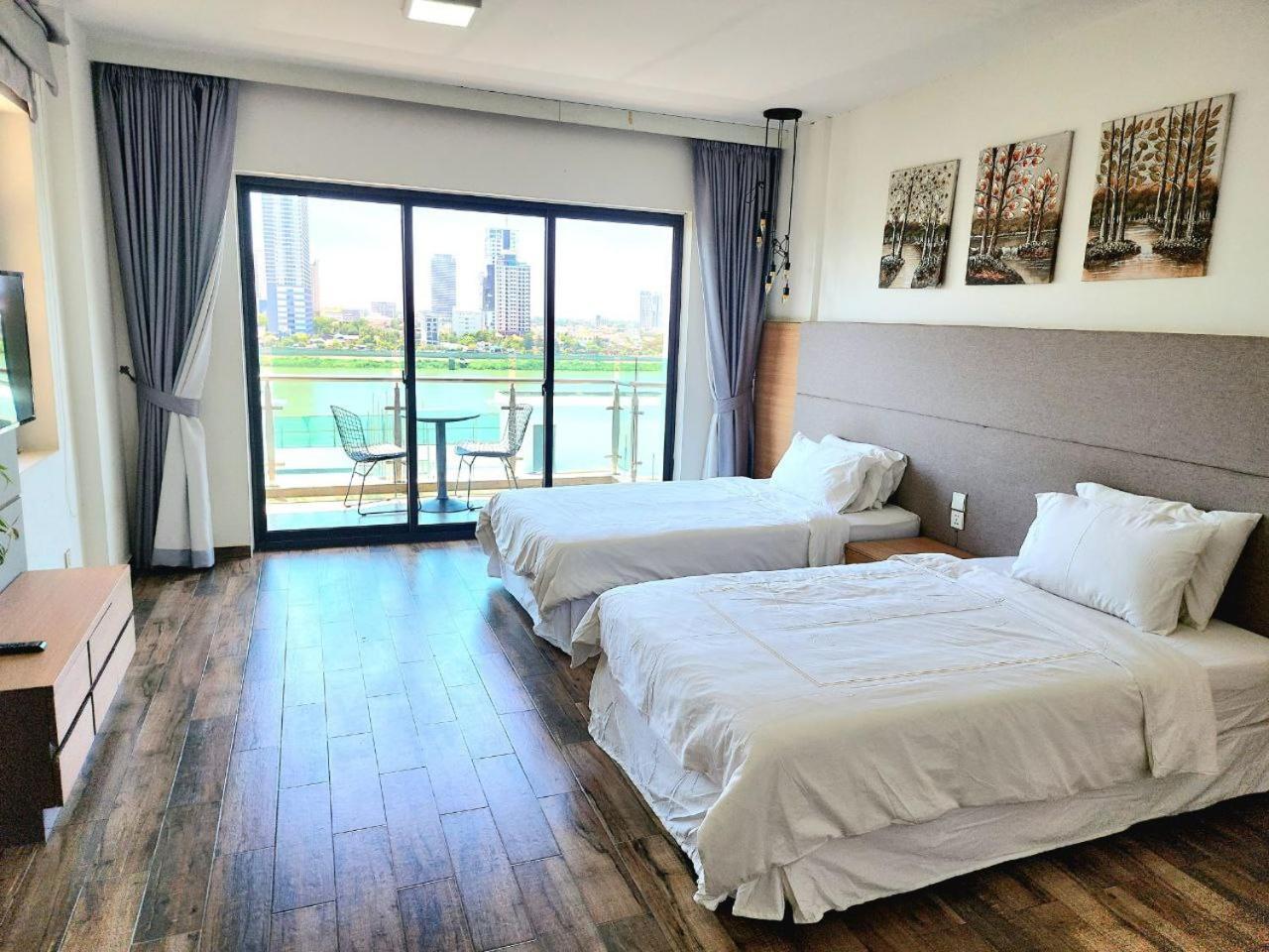 Chilchill Hotel Riverside 프놈펜 외부 사진