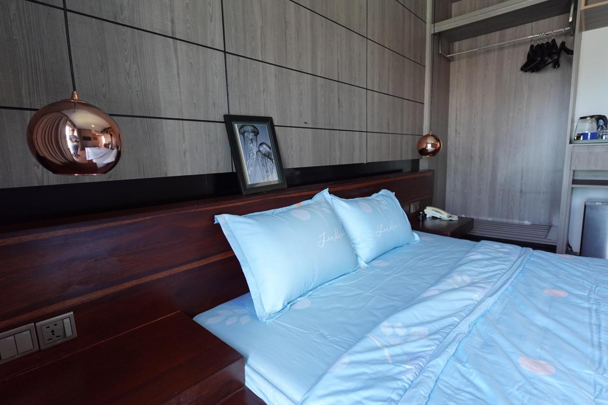 Chilchill Hotel Riverside 프놈펜 외부 사진