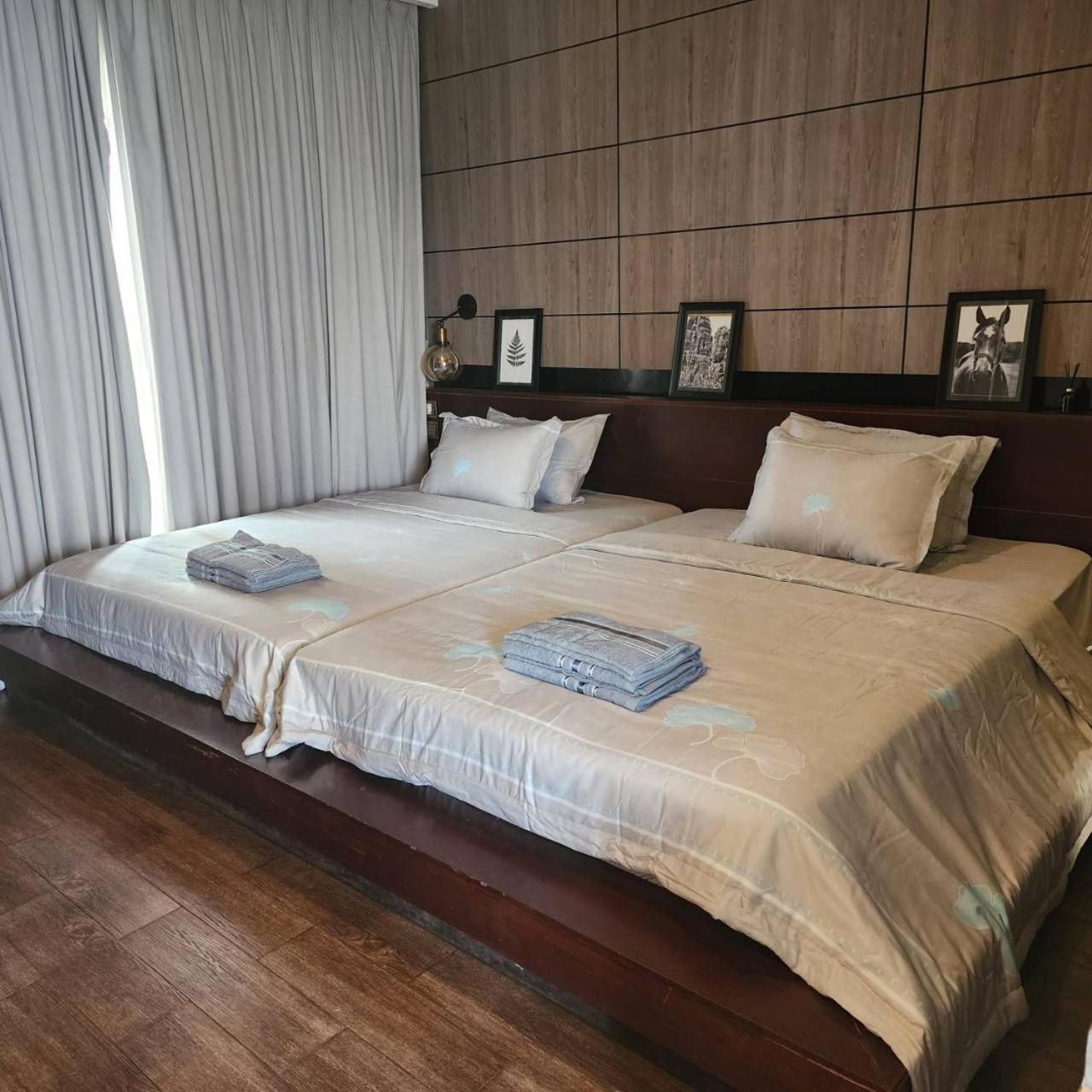 Chilchill Hotel Riverside 프놈펜 외부 사진
